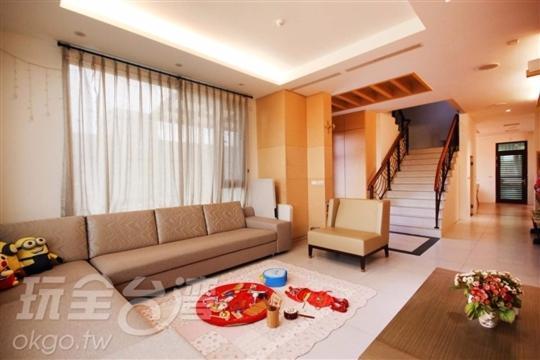 宜人生活溜滑梯親子民宿 Easylife B&B Tungsan Kültér fotó