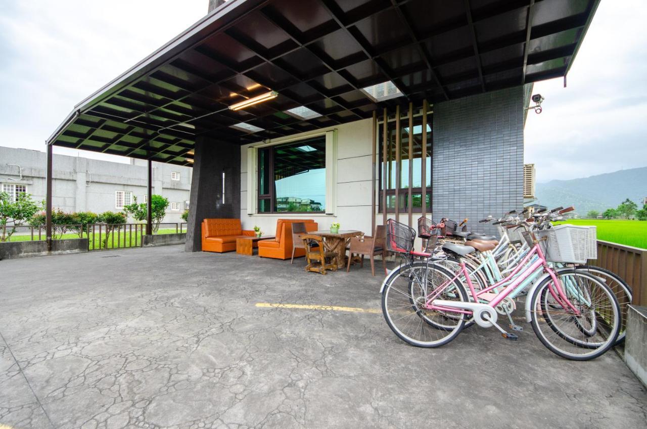 宜人生活溜滑梯親子民宿 Easylife B&B Tungsan Kültér fotó
